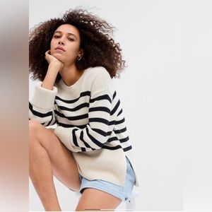 Gap Factory 24/7 Split-Hem Crewneck Sweater